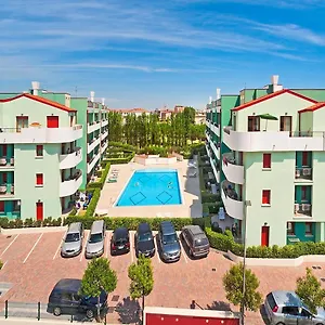 https://residence-roberta.hotelinveneto.com